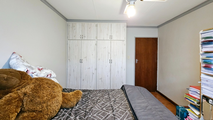 3 Bedroom Property for Sale in Langenhovenpark Free State